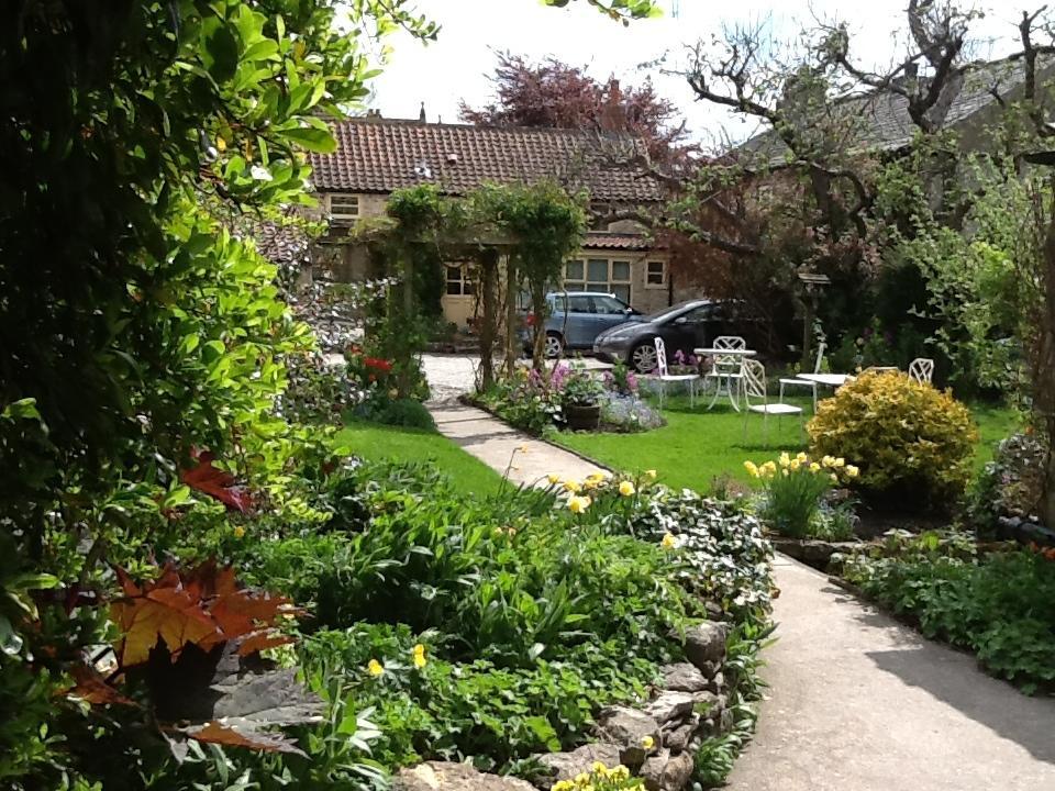 Bramwood Cottages Pickering Exterior photo